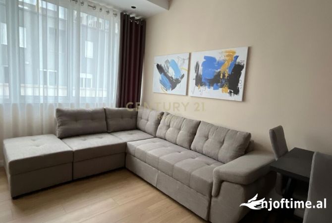 Shtepi ne shitje Apartament ne Tirane, 2+1, Mobilimi E mobiluar, Pagesa 143,000  Euro.