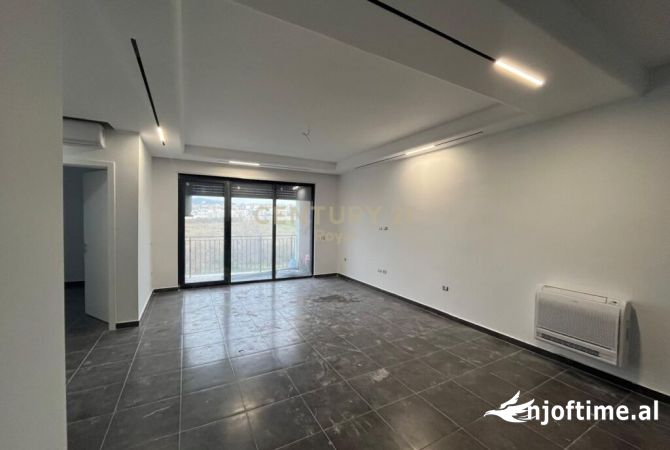 Shtepi ne shitje 3+1 ne Tirane - 286,650 Euro