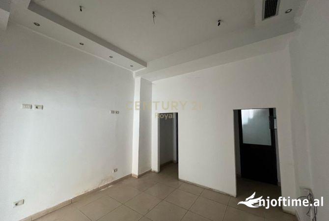 Business Property in Sale 1+1 in Kavaja - 80,000 Euro