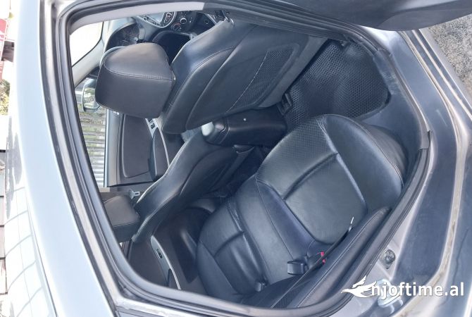 Cars for sale in Tirana, Hyundai, 2014 Diesel,Kambio Automatik Payment 4,400  Euro.