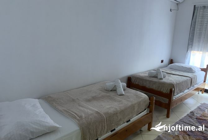 Shtepi me qera Apartament ne Tirane, 2+1, Mobilimi E mobiluar, Pagesa 55,000  Leke.