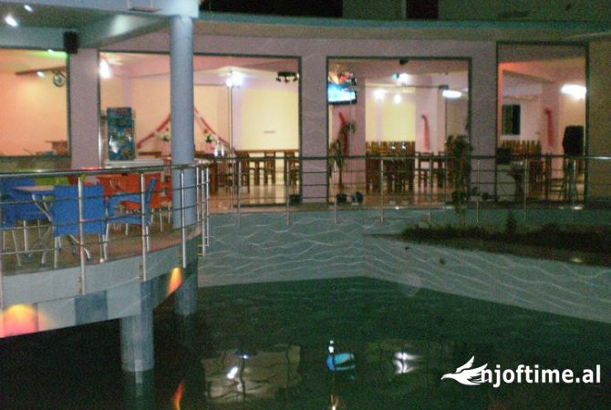 Shtepi ne shitje Vila Luksoze ne Elbasan, 6+1, Mobilimi Pjeserisht e mobiluar, Pagesa 115,000  Euro.