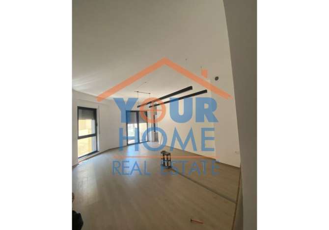 Ambient biznesi me qera 3+1 ne Tirane - 50,000 Leke