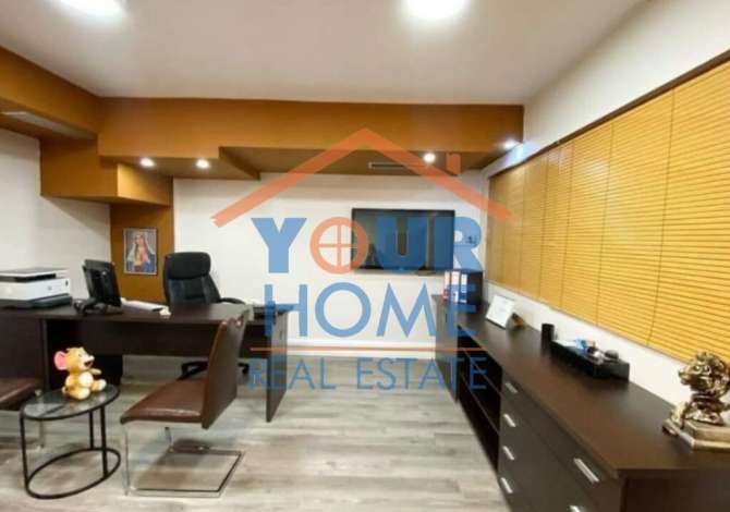 Jep me qera ambient biznesi, Cmimi: 3500Euro, Adresa: Bllok, Petro Nini Luarasi 