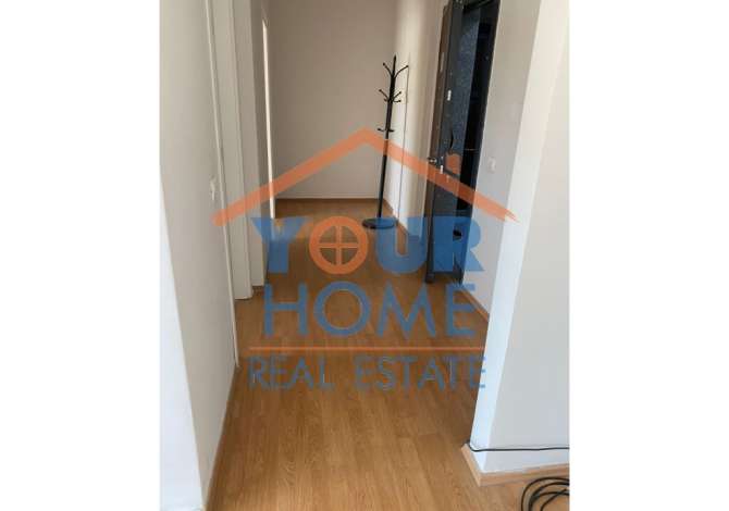 Ambient biznesi me qera 3+1 ne Tirane - 40,000 Leke