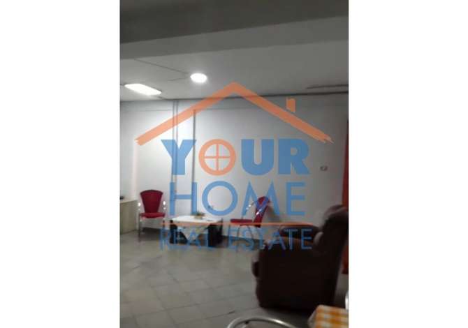 Ambient biznesi me qera 1+1 ne Tirane - 40,000 Leke