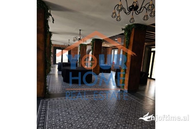 Ambient biznesi me qera 1+1 ne Tirane - 2,500 Euro
