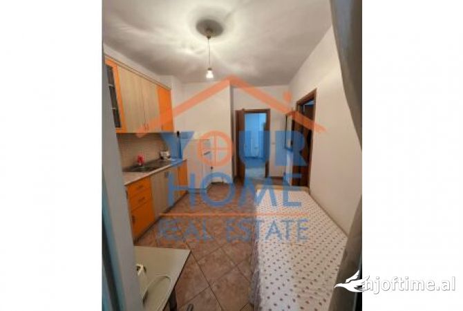 Shtepi me qera 1+1 ne Tirane - 400 Euro