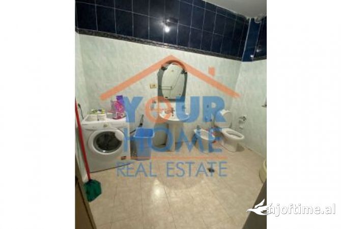 Shtepi me qera 2+1 ne Tirane - 45,000 Leke