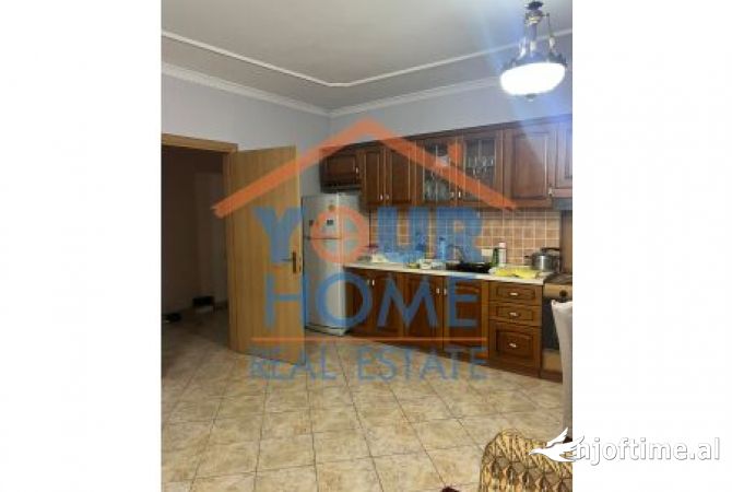 Shtepi me qera 2+1 ne Tirane - 70,000 Leke