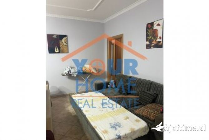 Shtepi me qera 2+1 ne Tirane - 70,000 Leke