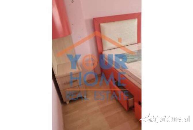 Shtepi me qera 2+1 ne Tirane - 700 Euro