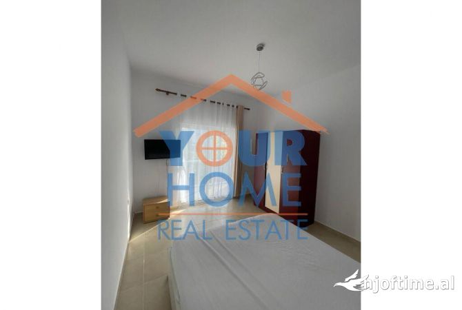 Shtepi me qera 1+1 ne Tirane - 40,000 Leke