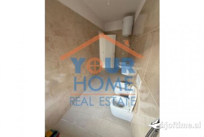 Jepet Me Qera Ambienti per Zyra , Cmimi: 900 Euro, I Diskutueshem, Adresa: Rruga Durresit