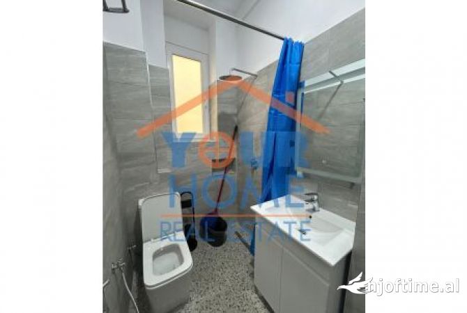 Shtepi me qera 2+1 ne Tirane - 800 Euro
