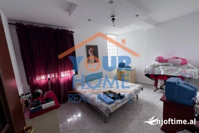 Shtepi ne shitje 4+1 ne Tirane - 220,000 Euro