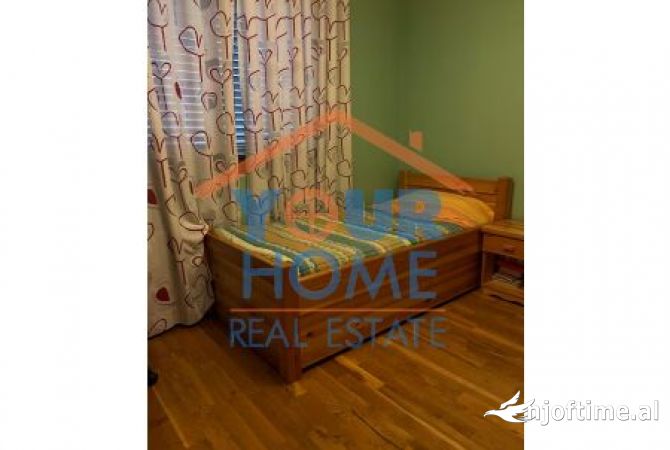 Casa in affitto 3+1 a Tirana - 1,000 Euro