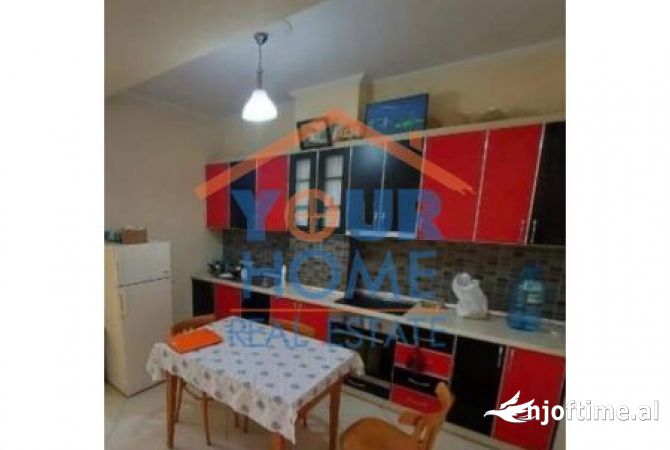 Shtepi me qera 3+1 ne Tirane - 400 Euro
