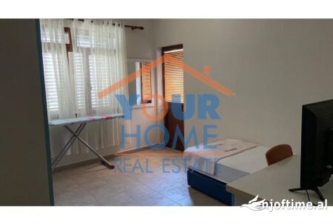 Shtepi me qera Apartament ne Tirane, 2+1, Mobilimi E mobiluar, Pagesa 45,000  Leke.