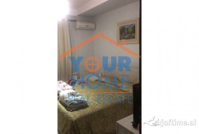 Shtepi me qera 2+1 ne Tirane - 650 Euro
