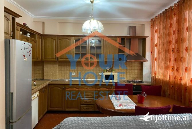 Shtepi me qera 2+1 ne Tirane - 600 Euro