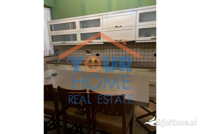 Casa in affitto 3+1 a Tirana - 1,000 Euro