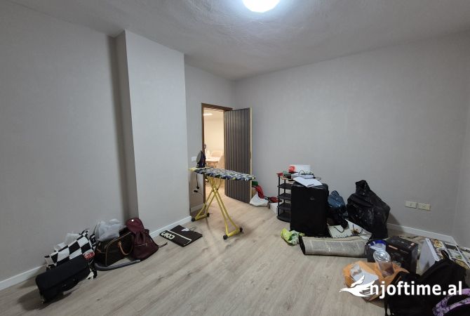 Shtepi ne shitje 2+1 ne Tirane - 215,000 Euro