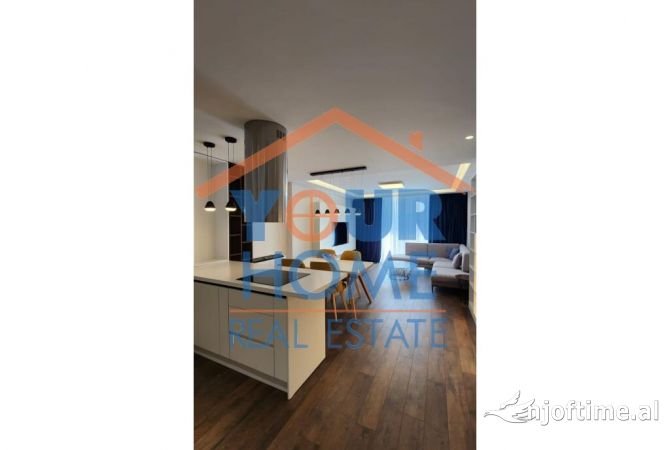 Shtepi me qera 2+1 ne Tirane - 2,500 Euro