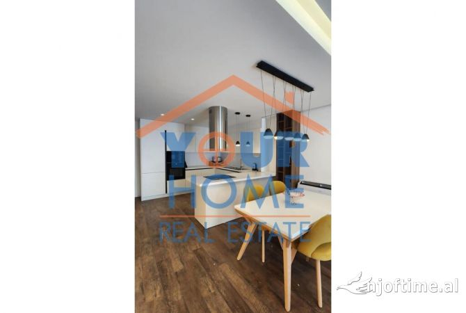 Shtepi me qera 2+1 ne Tirane - 2,500 Euro