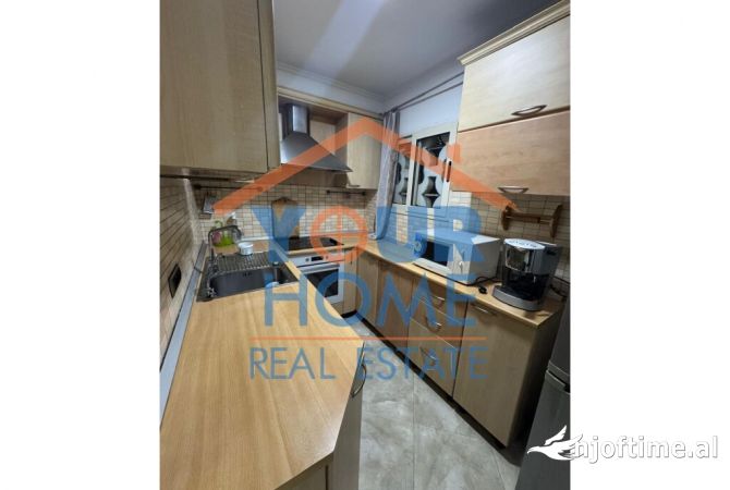 Shtepi me qera 2+1 ne Tirane - 700 Euro
