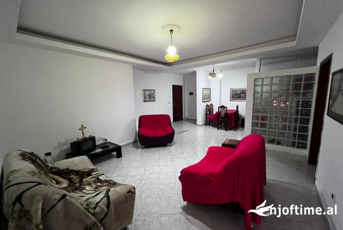 Shtepi ne shitje 4+1 ne Tirane - 222,000 Euro