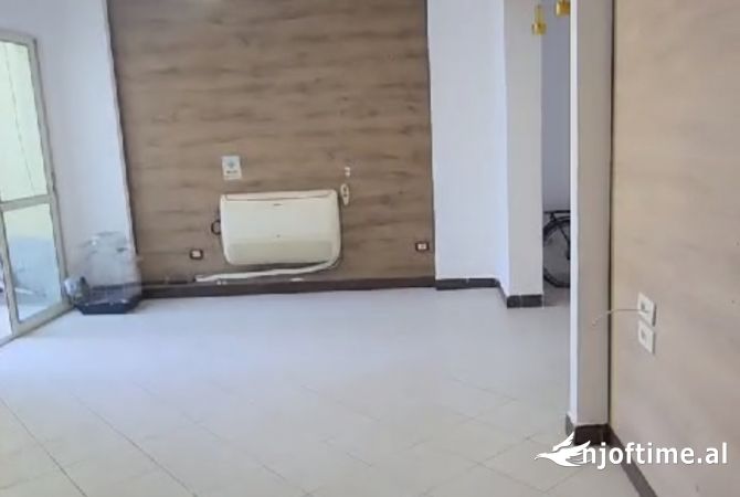 Shtepi ne shitje 2+1 ne Tirane - 172,000 Euro