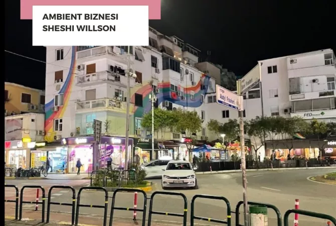 Ambiente Commerciale in Affitto 1+1 a Tirana - 700 Euro