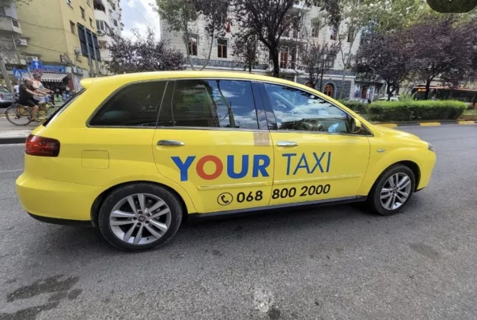 Cars for sale in Tirana - 2,700 Euro