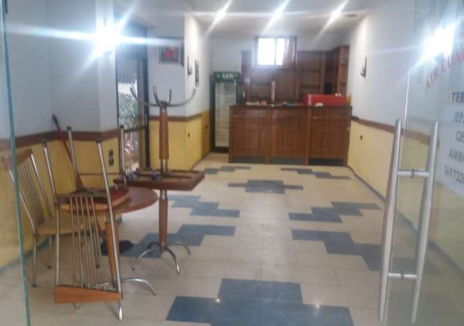 Ambient biznesi ne shitje 1+1 ne Tirane - 102,000 Euro