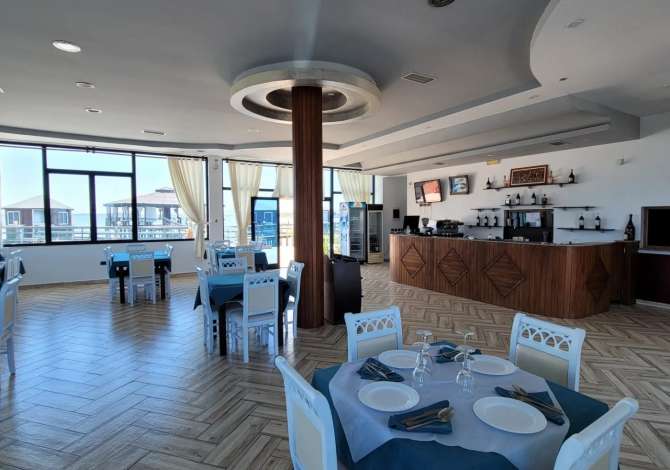 Jepet me qera Hotel / Restorant  ne Patok, Cmimi : 1500euro