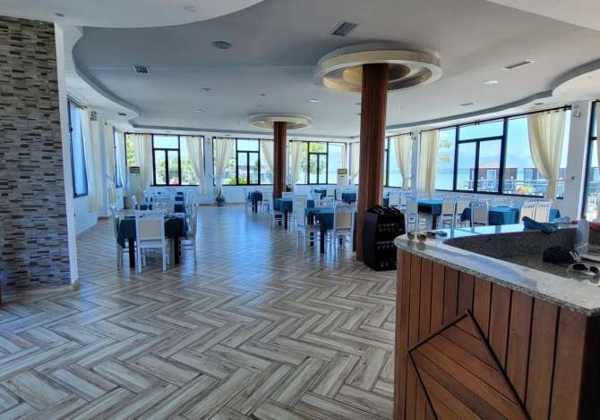 Jepet me qera Hotel / Restorant  ne Patok, Cmimi : 1500euro