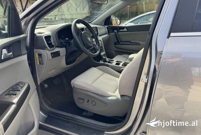 Auto in Vendita  a Tirana - 11,500 Euro