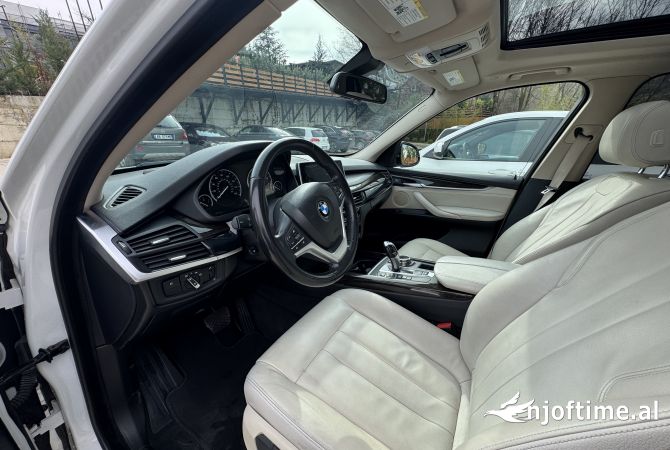 Makina ne shitje ne Tirane, BMW, 2014 Benzine,Kambio Automatik Pagesa 17,000  Euro.