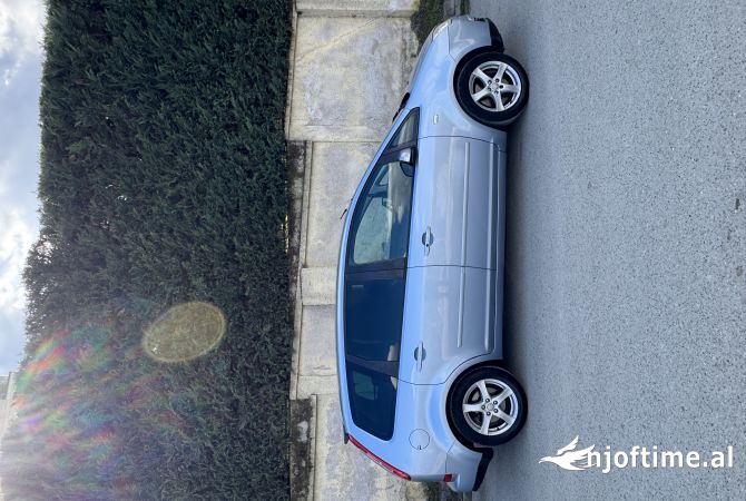 Makina ne shitje ne Tirane - 4,300 Euro