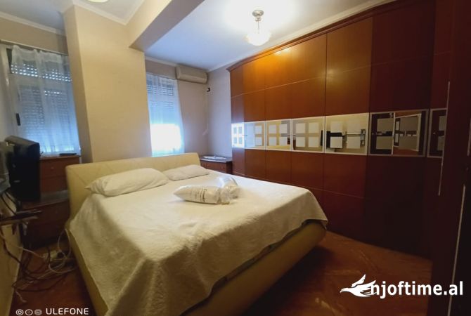 Shtepi me qera 2+1 ne Tirane - 700 Euro