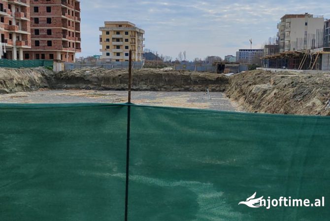 Shtepi ne shitje Apartament ne Durres, 1+1, Mobilimi Bosh, pa mobiluar, Pagesa 74,000  Euro.