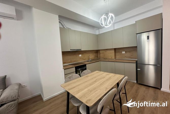 Shtepi me qera 1+1 ne Tirane - 400 Euro
