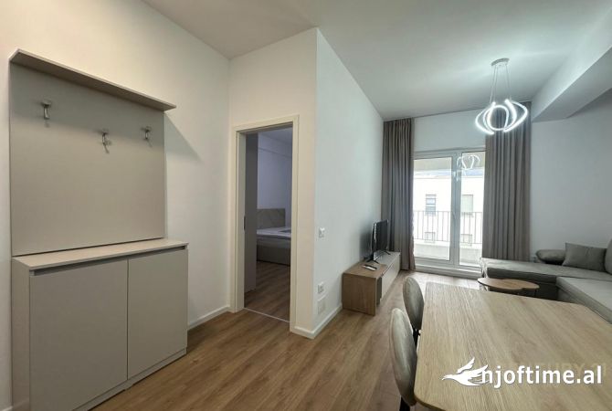 Shtepi me qera Apartament ne Tirane, 1+1, Mobilimi E mobiluar, Pagesa 400  Euro.
