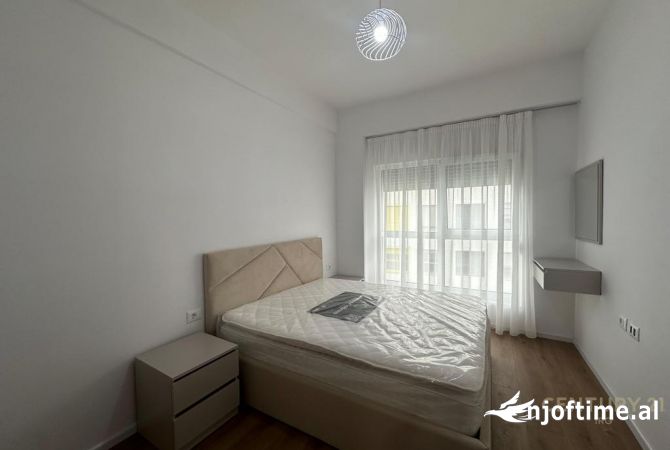 Shtepi me qera Apartament ne Tirane, 1+1, Mobilimi E mobiluar, Pagesa 400  Euro.