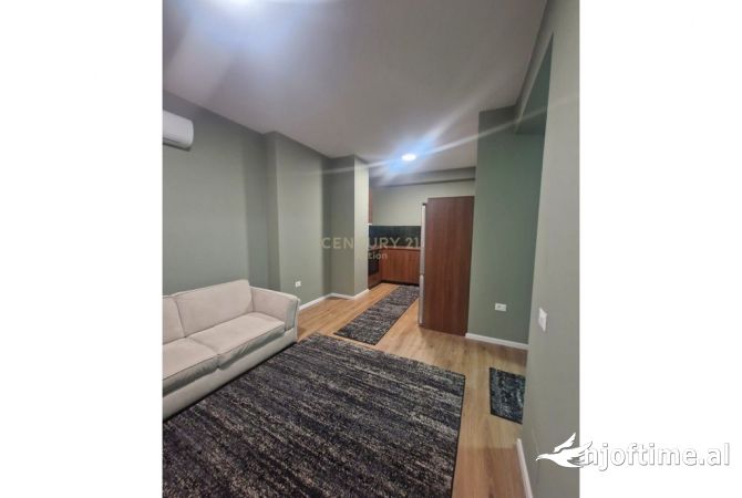 Shtepi me qera 1+1 ne Tirane - 400 Euro