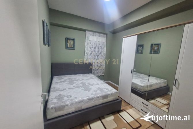 Shtepi me qera Apartament ne Tirane, 1+1, Mobilimi E mobiluar, Pagesa 400  Euro.