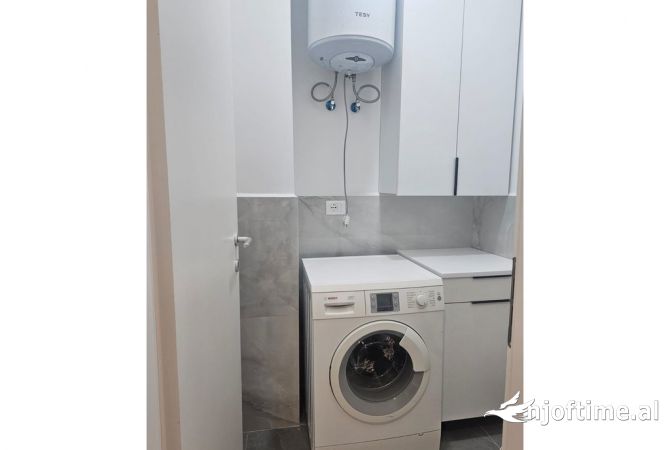 Shtepi me qera Apartament ne Tirane, 1+1, Mobilimi E mobiluar, Pagesa 600  Euro.