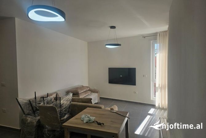 Shtepi me qera 1+1 ne Tirane - 600 Euro