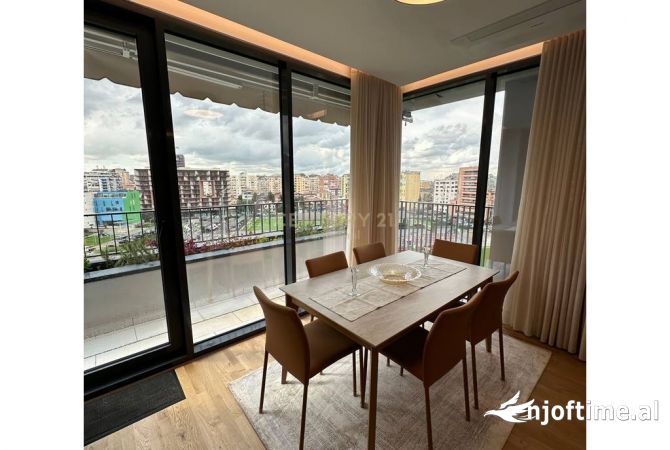 Shtepi me qera 2+1 ne Tirane - 2,300 Euro